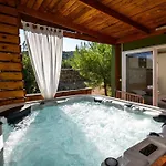 Cozy And Chic Little House With Pool Ivinj-1 Vodice Tisno