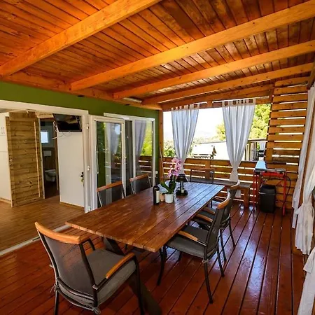 Cozy And Chic Little House With Pool Ivinj-1 Vodice