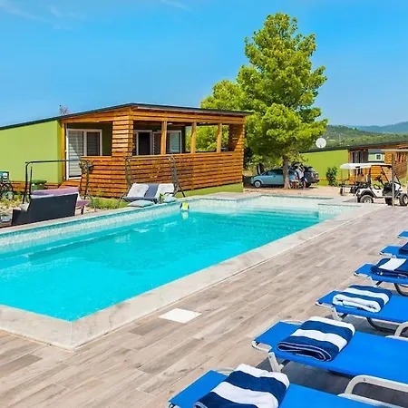 Cozy And Chic Little House With Pool Ivinj-1 Vodice