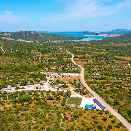 Cozy And Chic Little House With Pool Ivinj-1 Vodice Vikendica